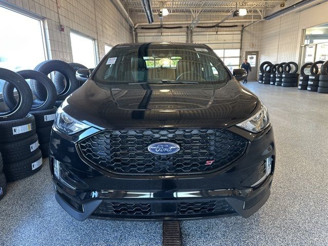 2021 Ford Edge ST