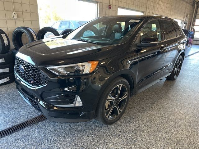 2021 Ford Edge ST