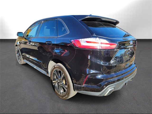 2021 Ford Edge ST