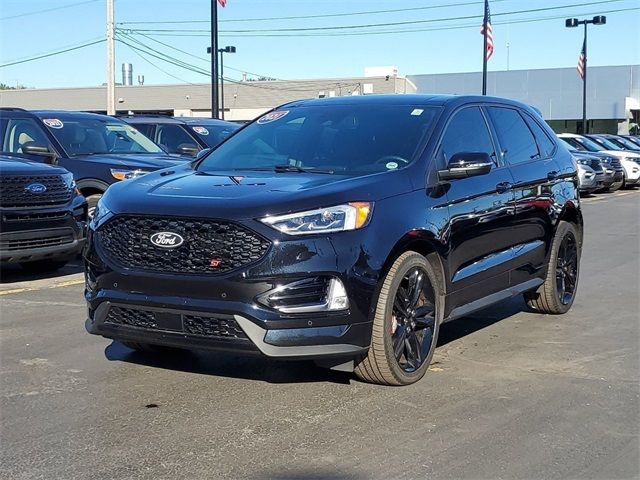 2021 Ford Edge ST