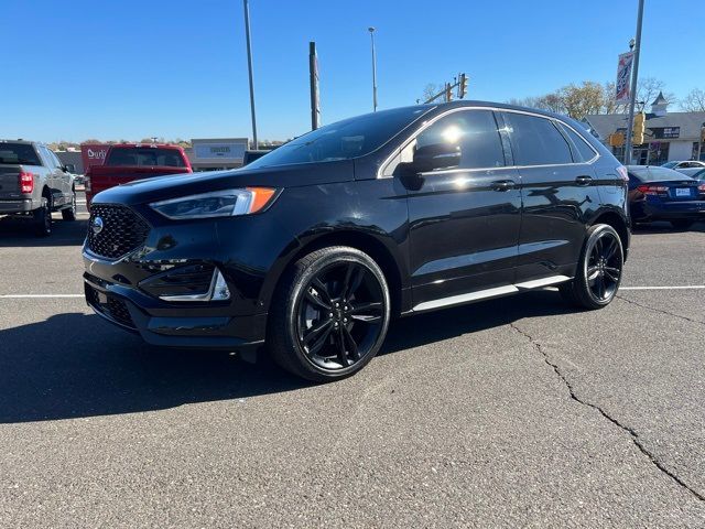 2021 Ford Edge ST