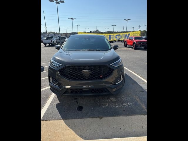 2021 Ford Edge ST