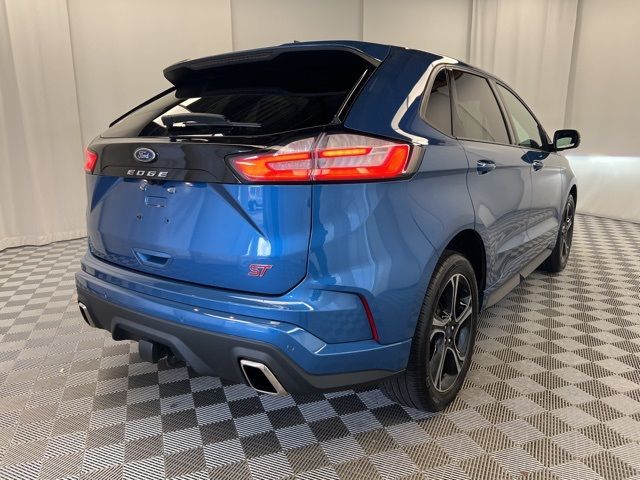 2021 Ford Edge ST