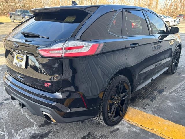 2021 Ford Edge ST