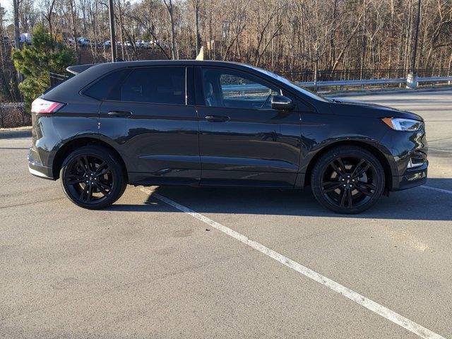 2021 Ford Edge ST