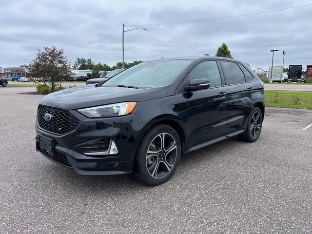 2021 Ford Edge ST