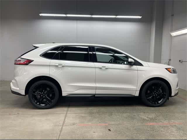 2021 Ford Edge ST