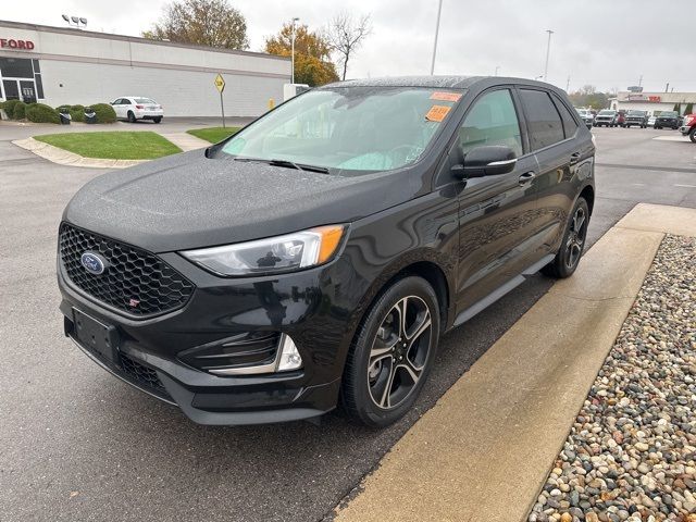 2021 Ford Edge ST