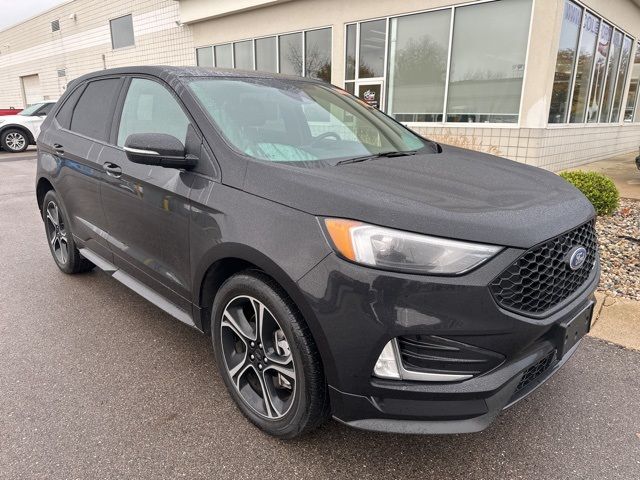 2021 Ford Edge ST