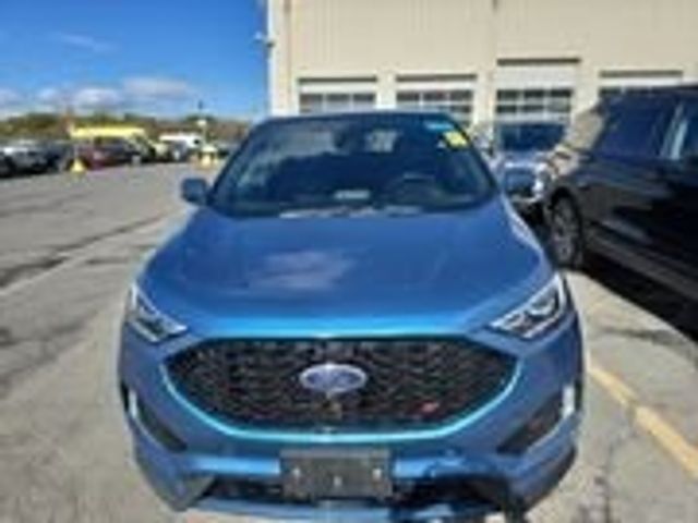 2021 Ford Edge ST