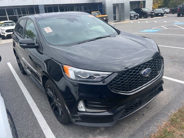 2021 Ford Edge ST