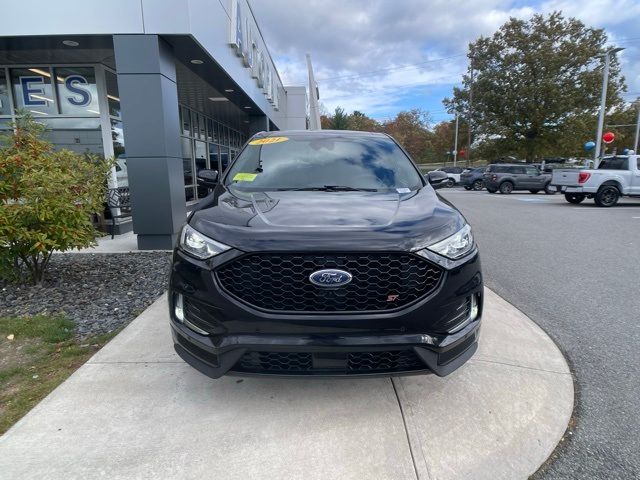 2021 Ford Edge ST