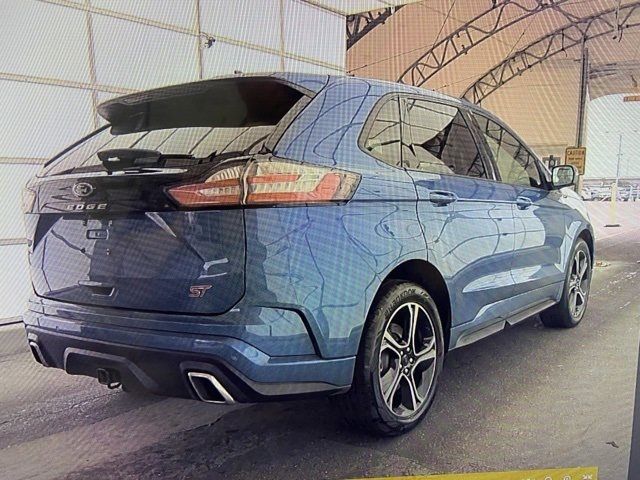 2021 Ford Edge ST