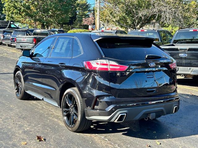 2021 Ford Edge ST