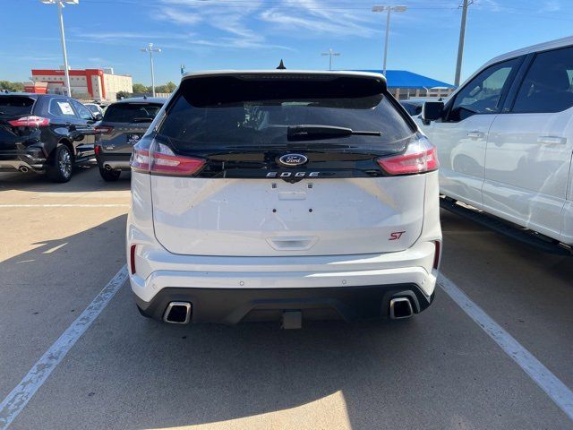 2021 Ford Edge ST