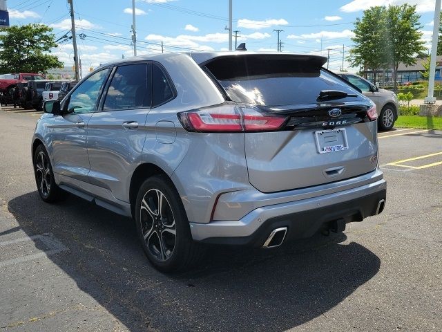 2021 Ford Edge ST