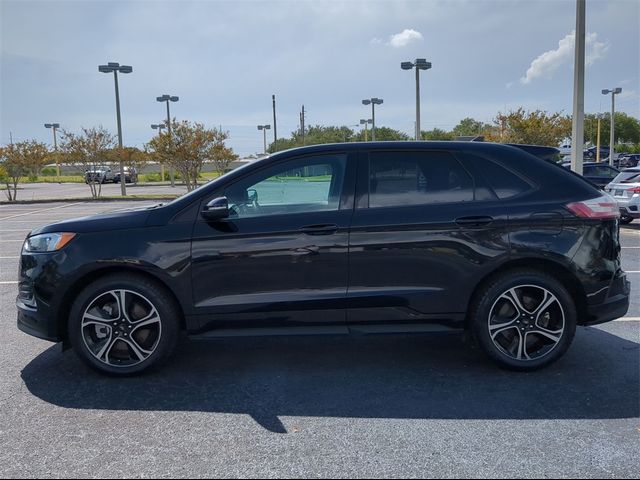 2021 Ford Edge ST