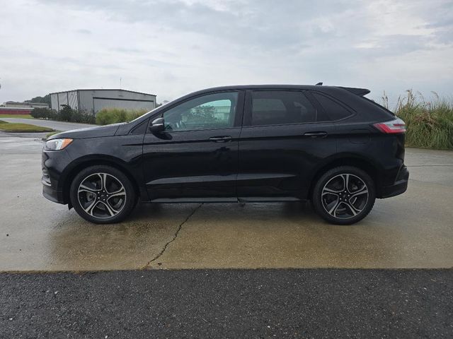 2021 Ford Edge ST