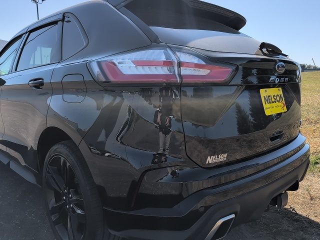 2021 Ford Edge ST