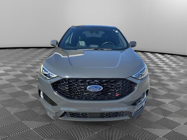 2021 Ford Edge ST