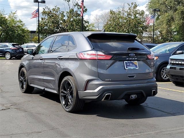 2021 Ford Edge ST