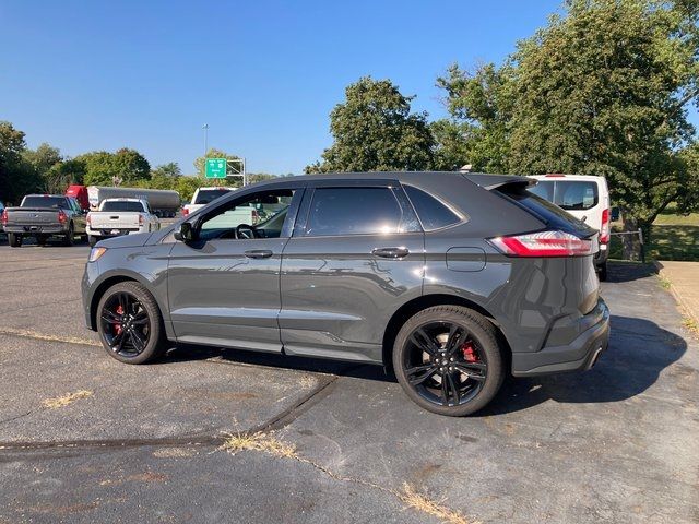 2021 Ford Edge ST