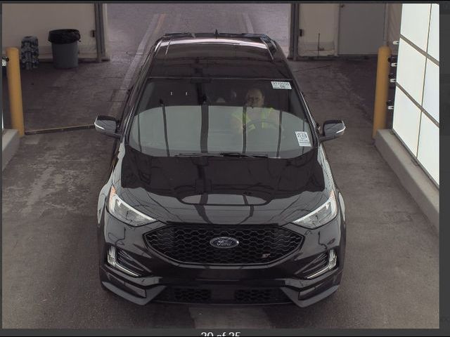 2021 Ford Edge ST