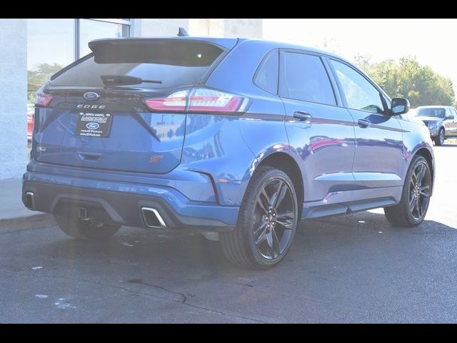 2021 Ford Edge ST