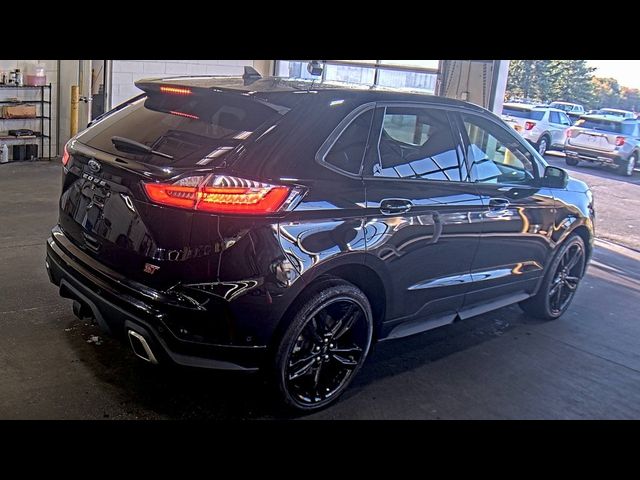 2021 Ford Edge ST