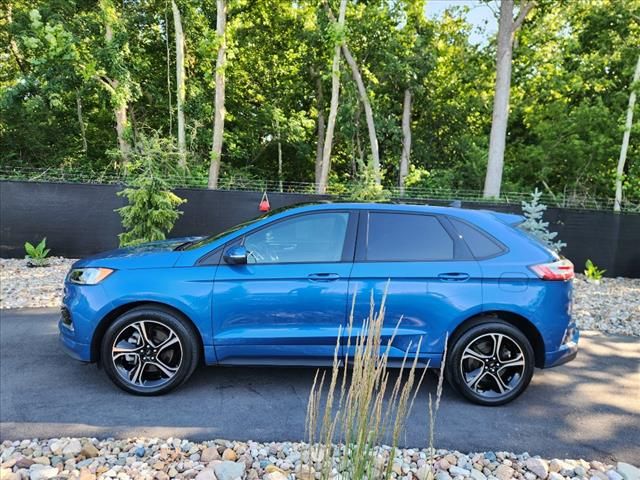 2021 Ford Edge ST