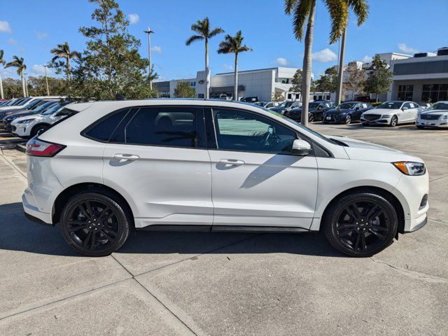 2021 Ford Edge ST