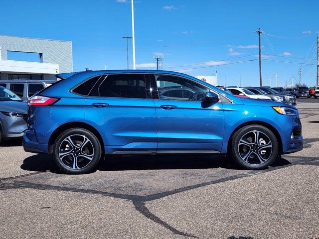 2021 Ford Edge ST