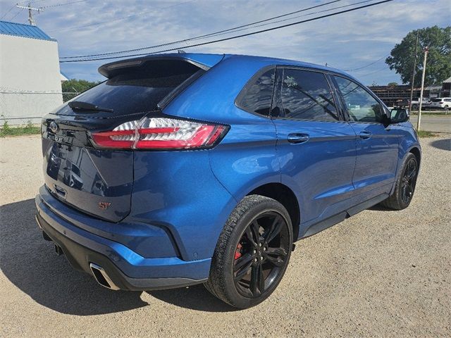 2021 Ford Edge ST