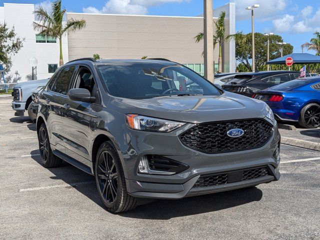 2021 Ford Edge ST Line