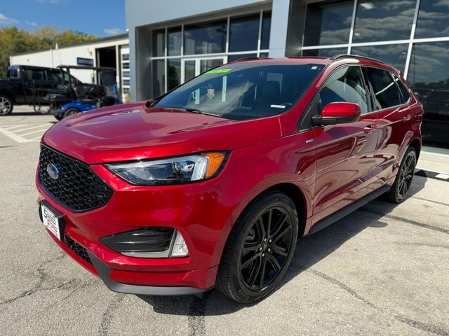 2021 Ford Edge ST Line