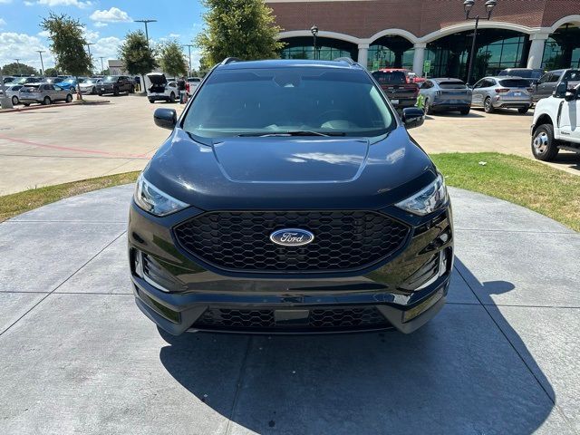 2021 Ford Edge 