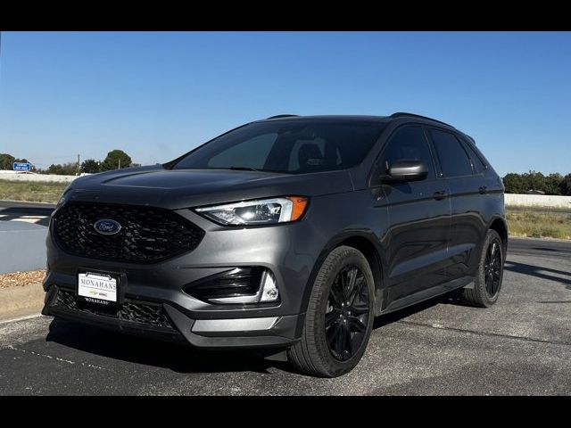 2021 Ford Edge 