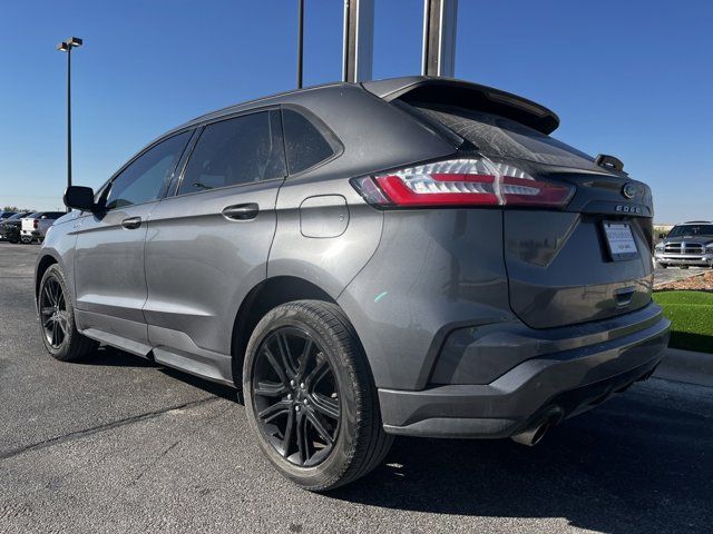 2021 Ford Edge 