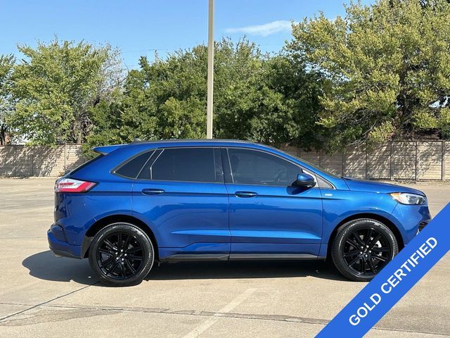 2021 Ford Edge 