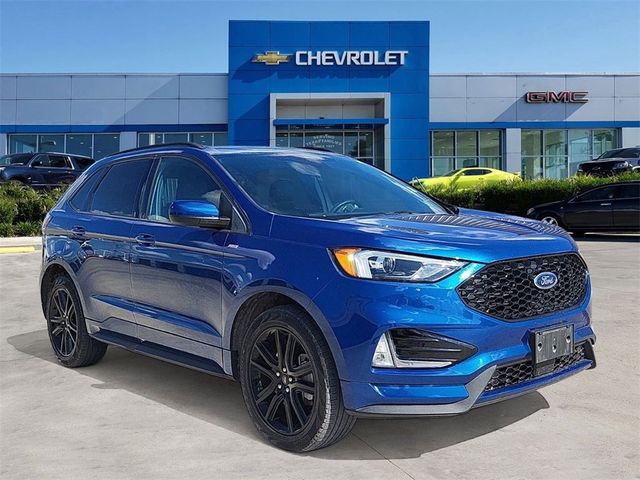 2021 Ford Edge 