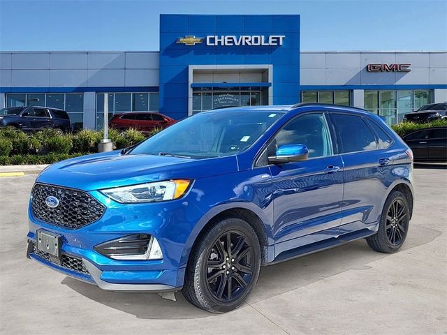 2021 Ford Edge 