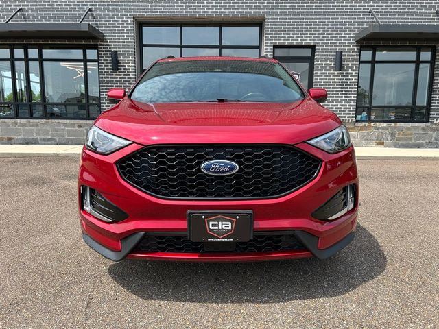 2021 Ford Edge 