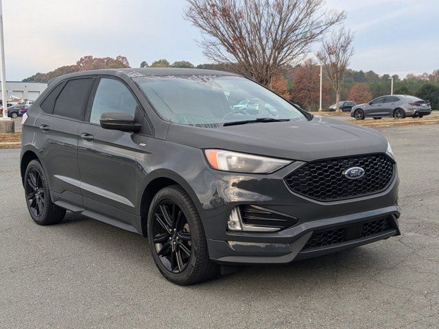 2021 Ford Edge 