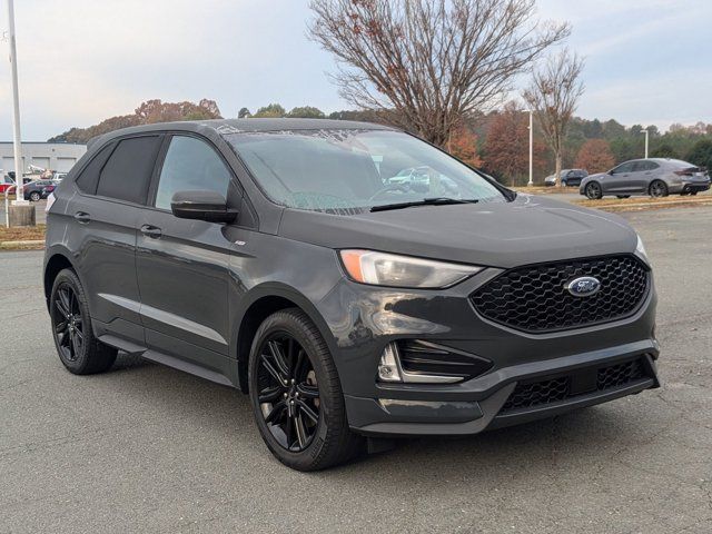 2021 Ford Edge 