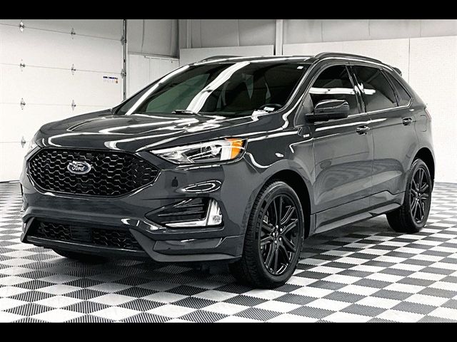 2021 Ford Edge 