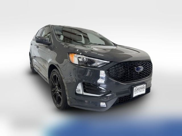 2021 Ford Edge 