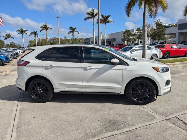 2021 Ford Edge ST Line