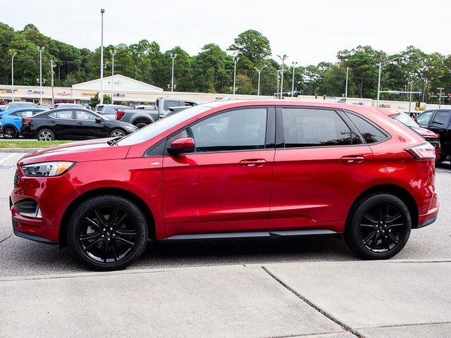 2021 Ford Edge 