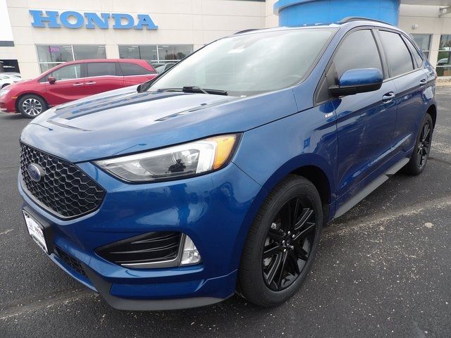 2021 Ford Edge 