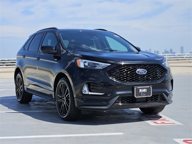 2021 Ford Edge 